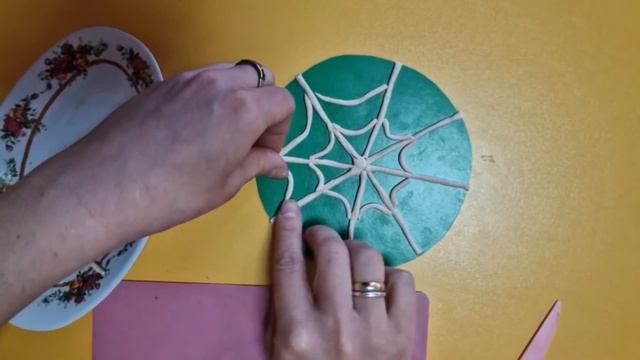 Образотворча діяльність ліплення:"Павучок на павутині "( старша група) смотреть онлайн