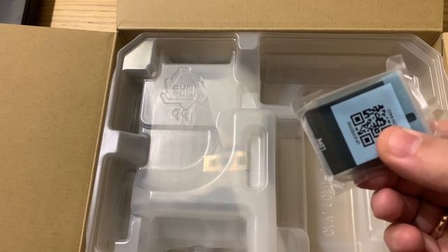 Молниеносная распаковка Canon 850D