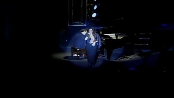 Sob o Sol (spanish version Bajo el Sol) Marcus Viana feat Adriana Mezzadri