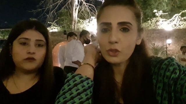 Coconut Grove Restaurant Review/ Kiran Khalid/ #coconutgrove #restaurant #review #foodreview #vlog смотреть онлайн