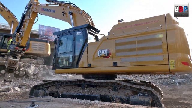 CATERPILLAR 352 Next Gen - Abbruch / Demolition B 27 Gumpenbachbrücke, Kornwestheim, 19.12.2020. # смотреть онлайн