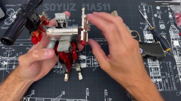 Мегатрон из 90х и Мегатрон G1 СРАВНИВАЕМ! / Стрим из Каморки