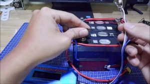 Lifepo4 batteries charging by Imax B6 - Sạc acquy Lifepo4 12v với Imax B6