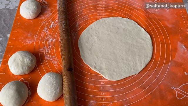 Уютный стол