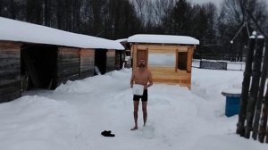 Начинаю закаляться , бросил пить курить .