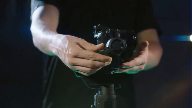 Best Budget 3 Axis Gimbal For Mobile DSLR & Mirrorless Cameras смотреть онлайн