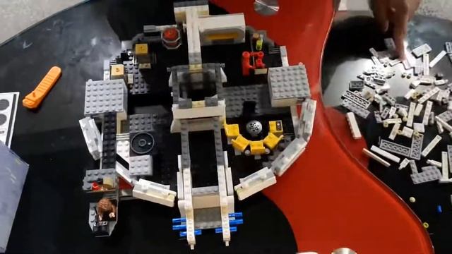 LEGO Star Wars 75212 Kessel Run Millennium Falcon - TimeLapse/Speed Build! смотреть онлайн