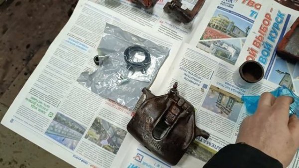 Суппорт Мерседес 124 передний.Спасаем суппорт Мерседес.Как выдавить поршень суппорта Мерседес.👨🔧