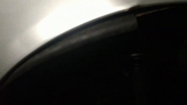 Установка правого переднего подкрылка и кожуха маховика на Фиат Альбеа смотреть онлайн