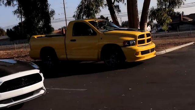 Roll Race 2021 Camaro SS Vs 2019 Challenger Scat Pack Vs 2020 E85 Mustang!