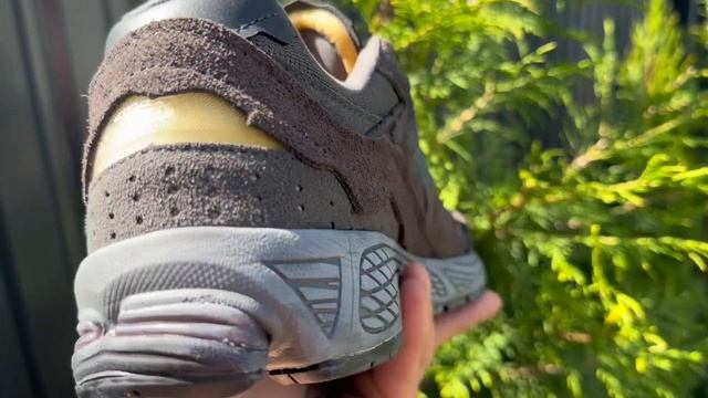Кроссовки new balance 2002 смотреть онлайн