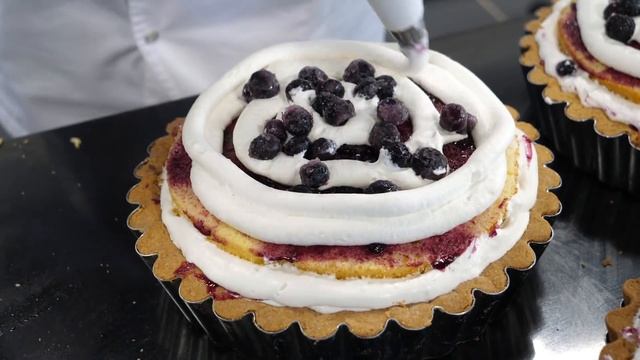 대한민국 최초 쌀빵 명인의! 국산 쌀가루로 만드는 과일 타르트 (Korean Rice Bread Master's Fruit Tart-Korean Food) смотреть онлайн