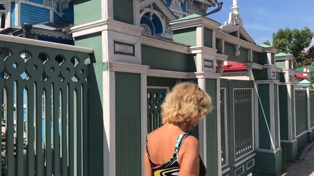 Дом  с шатром!