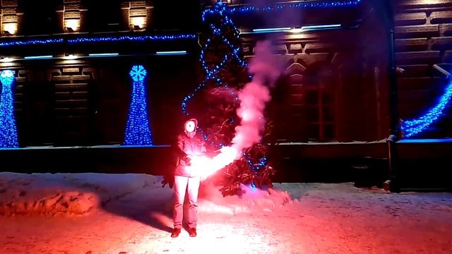 Очень яркий красный Фаер - Red Hand Flare смотреть онлайн