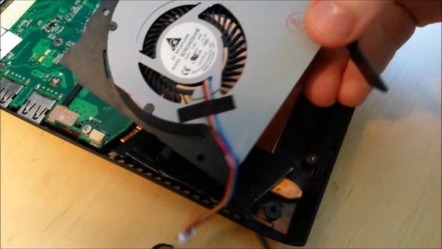 ASUS U36S Fan malfunction - How to replace the fan смотреть онлайн
