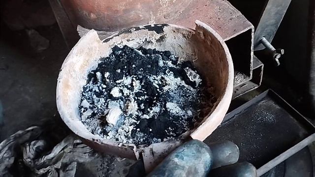 Зольность масел и закоксовка наглядно. Что происходит с маслом в двигателе. Горение отработки смотреть онлайн