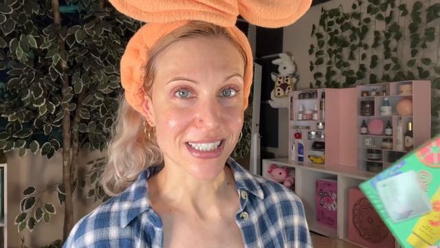 Trying On NEW Skincare Releases - Stratia Interface, Medicube Age-R Booster, & More! (Oct '22)