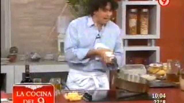 Ojo de Bife a la Pimienta con Terrina de Papas - 1 de 3 - Ariel Rodriguez Palacios смотреть онлайн
