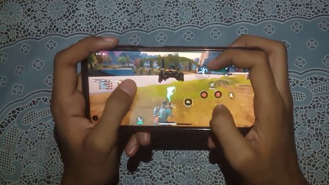 Farlight 84 Handcame Gameplay // 4 finger claw // Realme 8 5g смотреть онлайн