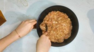 ВКУСНЕЙШАЯ КОЛБАСА из СВИНИНЫ vs КУРИЦЫ для ДУХОВКИ