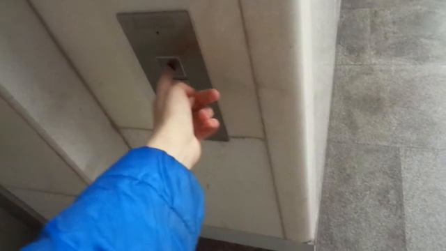 Unworking Saint Petersburg metro station elevators смотреть онлайн