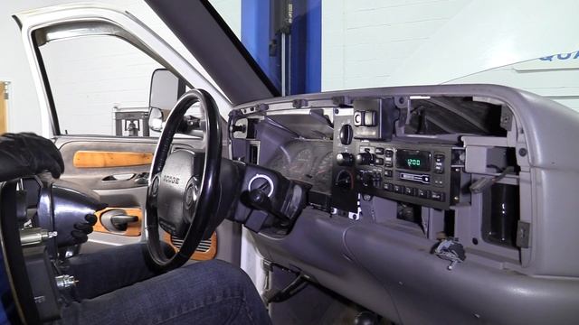 How to Replace Dash Faceplate 94-02 Dodge Ram 1500 смотреть онлайн
