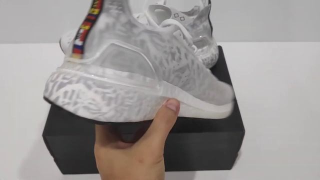 Quick Look : Adidas Ultraboost PB Dash Grey смотреть онлайн