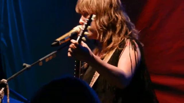 Stompa - Serena Ryder смотреть онлайн
