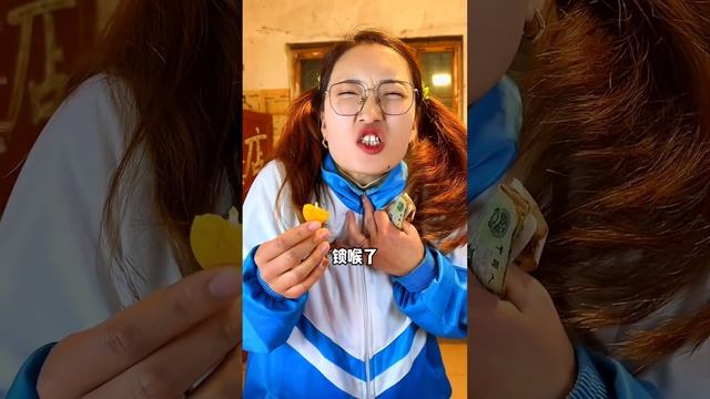 新品零食各種辣條，你們最喜歡哪一個? #童年回憶 #童年小賣部 #童年零食#小賣部#吃貨#辣條 смотреть онлайн