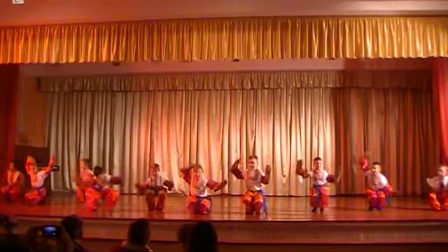 "ВЕСНЯНКА г.ЧЕРНИГОВ - "ВЕСЕЛЫЕ САПОЖКИ" смотреть онлайн