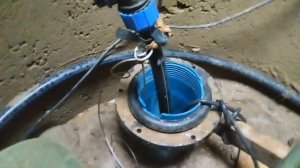 застрял насос , режем пнд трубу возле насоса