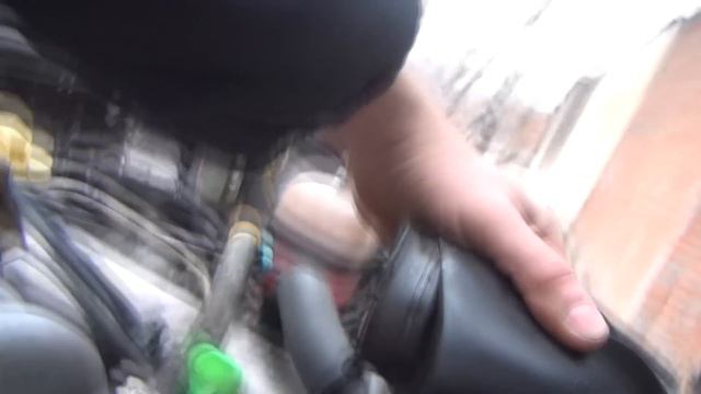 ВАЗ 2107 не заводится и троит. Простая диагностика. смотреть онлайн