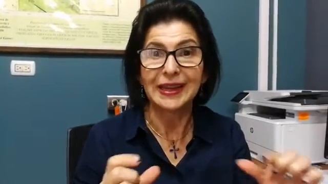 Leda Ramírez, directora del Área de Salud de Grecia. смотреть онлайн