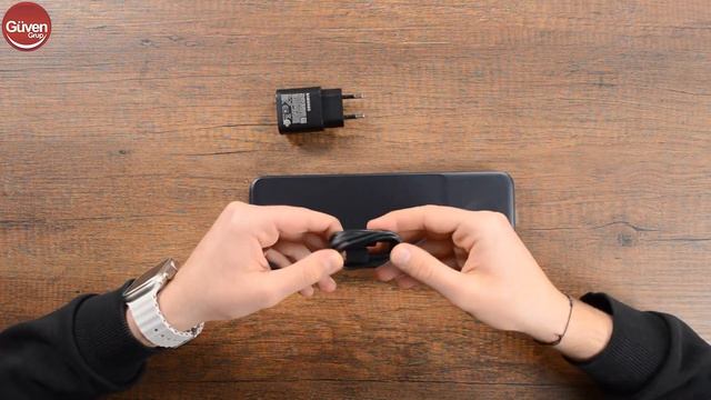 İnanılmaz 3'ü 1 Arada Şarj Cihazı | Samsung Trio EP-P6300T 3in1 Kablosuz Hızlı Şarj Ünitesi Siyah смотреть онлайн