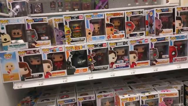 Funko Pop Hunting At ToysRus | Cars 3 | TRU Exclusive
