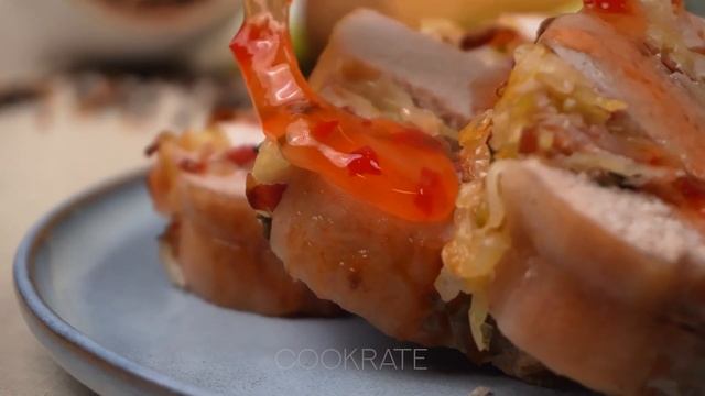 My husband creates pure art using pork meat and pickled cabbage! смотреть онлайн