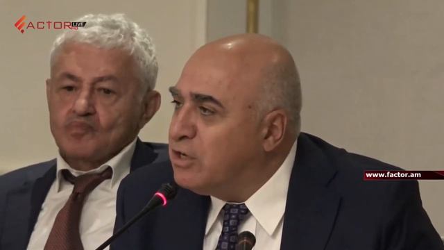 Պարո՛ն վարչապետ, չեն գալիս, անձամբ զանգում եմ՝ խանդը, ամբիցիան, բոլշևիզմը մեջներից դուրս չի գալիս смотреть онлайн