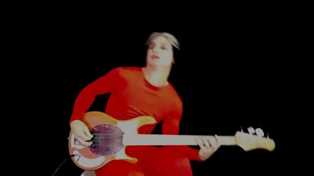 "Dolls" - Bass Cover - (Frehley's Comet) смотреть онлайн