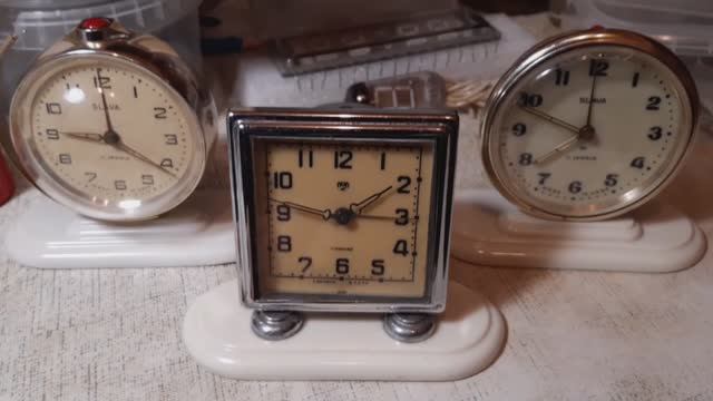 часы будильник 1962 год