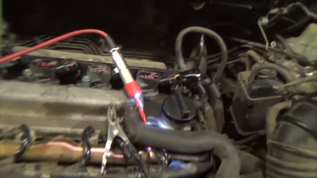 Тойота Королла 120 не поломалась! Намного троит, дымит, не едет. смотреть онлайн