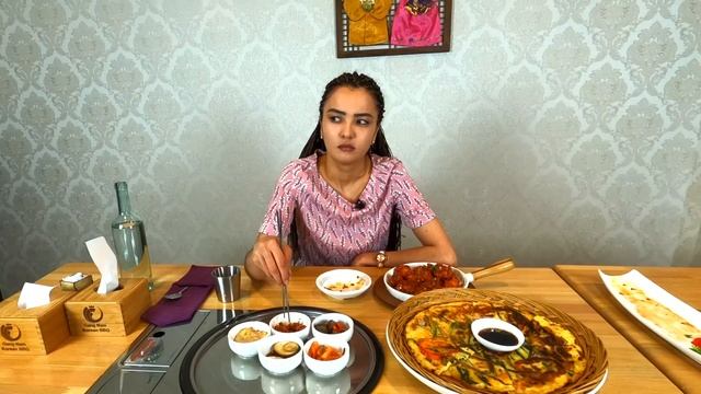 Айпери Кубик кызы | Aiperi Kubik kyzy | 장어구이 / 해물파전 / 깐풍기 | МУКБАНГ | MUKBANG | EATING SHOW смотреть онлайн