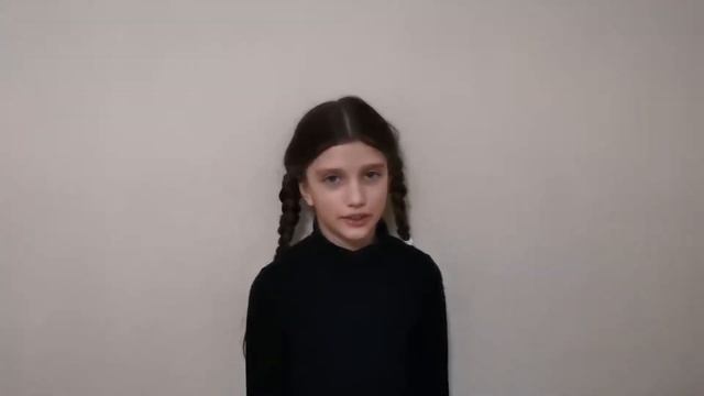 "Красоту, что дарит нам природа". Читает Козловцева Даша смотреть онлайн