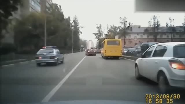Нелепые аварии на дороге. Полицейские погони с авариями. Пьяные водители за рулем. смотреть онлайн