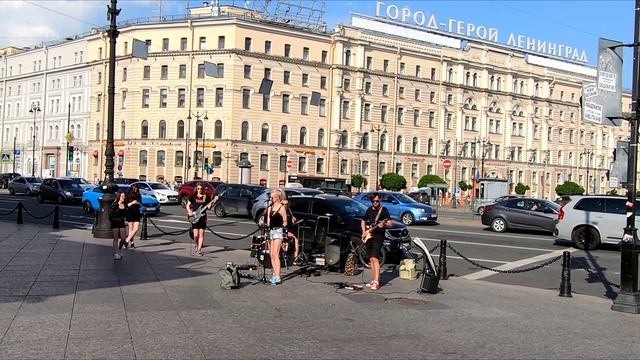 Прости меня моя любовь. Музыканты на Невском в Питере. смотреть онлайн