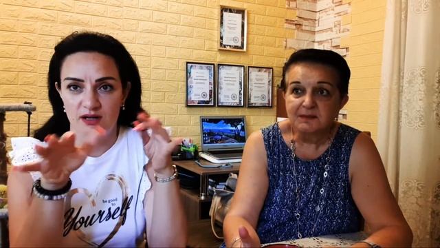 Anush The Blogger и Мама Карине в Субботнем Эфире