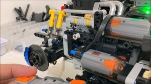 Mould King 13163 Bugatti Voiture Noire sports car Assemble the video