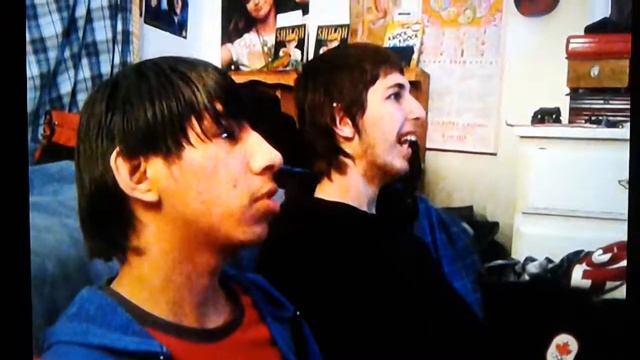 PAUL AND BRANDON playing a game for ps2 FLATOUT 2 смотреть онлайн