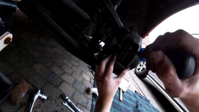 Mercedes 380SL (R107) Brake Replacement смотреть онлайн