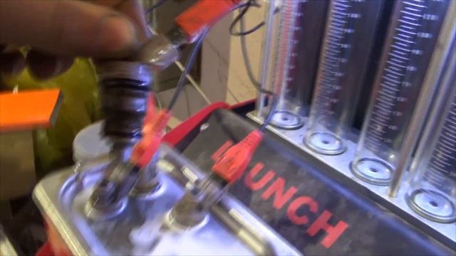 Проверка форсунок с боковой подачей с двигателя 2TZ-FE Тойота Эстима Люсида. смотреть онлайн