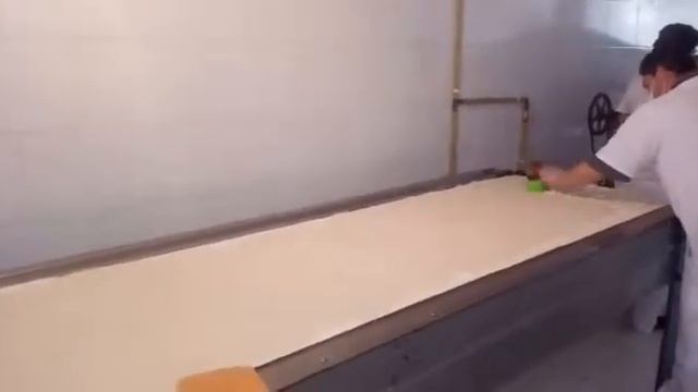 Línea de producción смотреть онлайн
